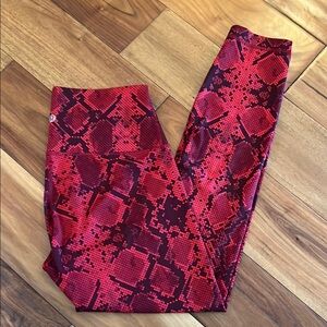 Lululemon High Rise Wunder Under 25”